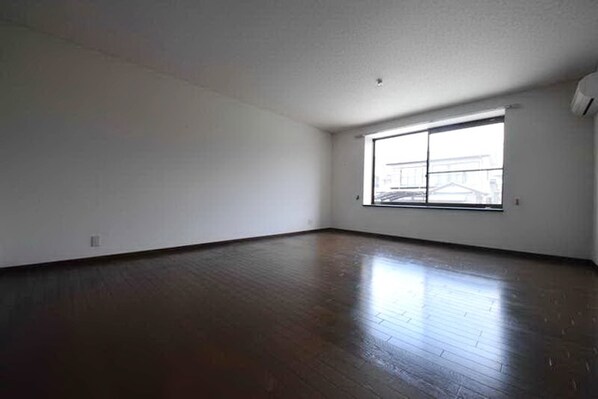 メゾンドゥ国立の物件内観写真